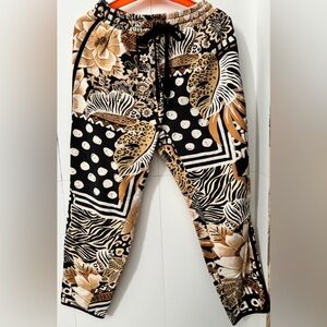 FARM Rio Sweatpants - Black and Tan